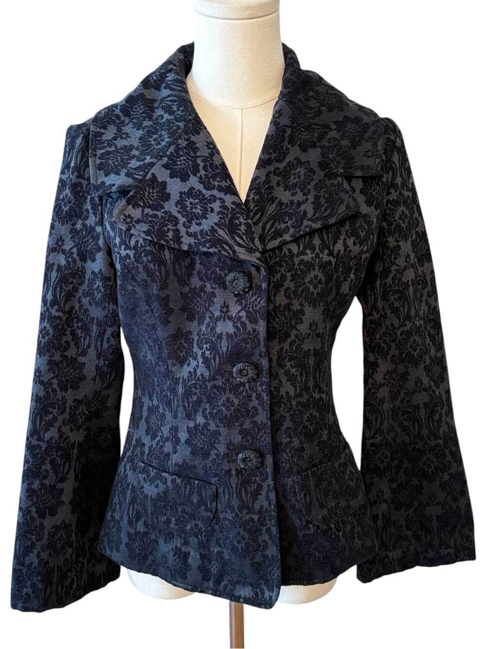 J. Jill Black Floral Jacquard Tapestry Jacket Size 2